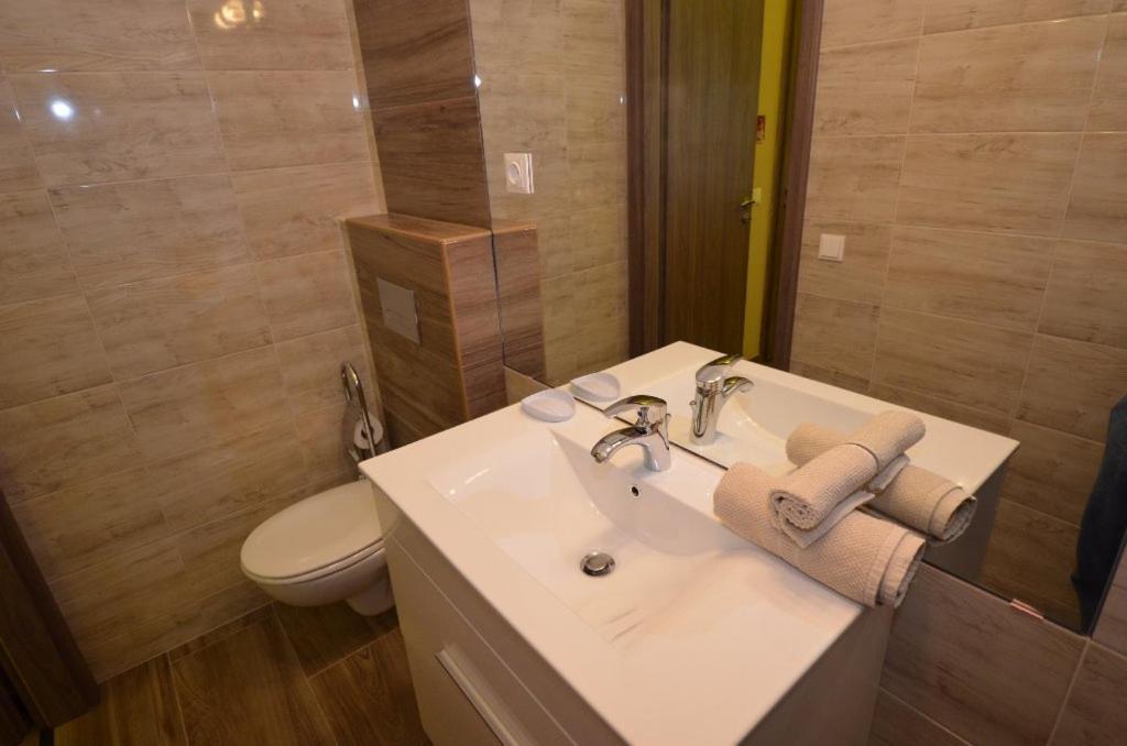 شقة Fig Tree House بودابست المظهر الخارجي الصورة